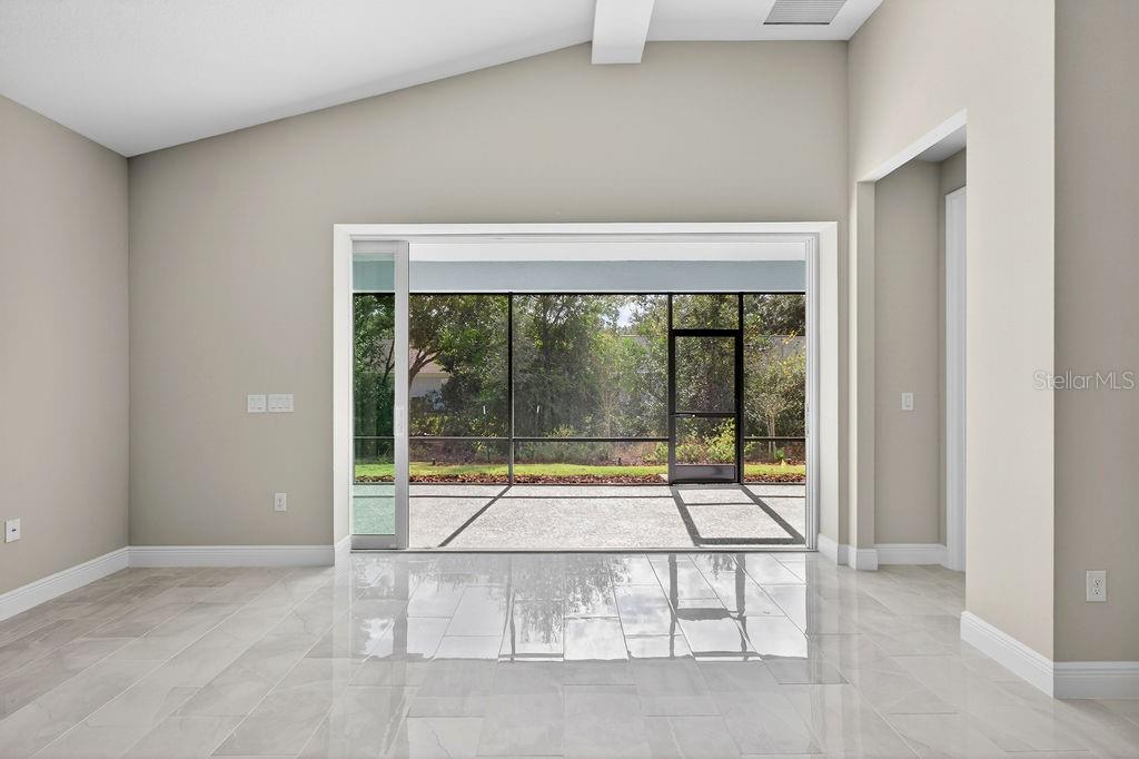 Image 16 of 55 For 2046 Wallingford Loop