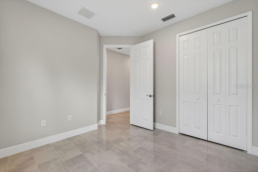 Image 27 of 55 For 2046 Wallingford Loop