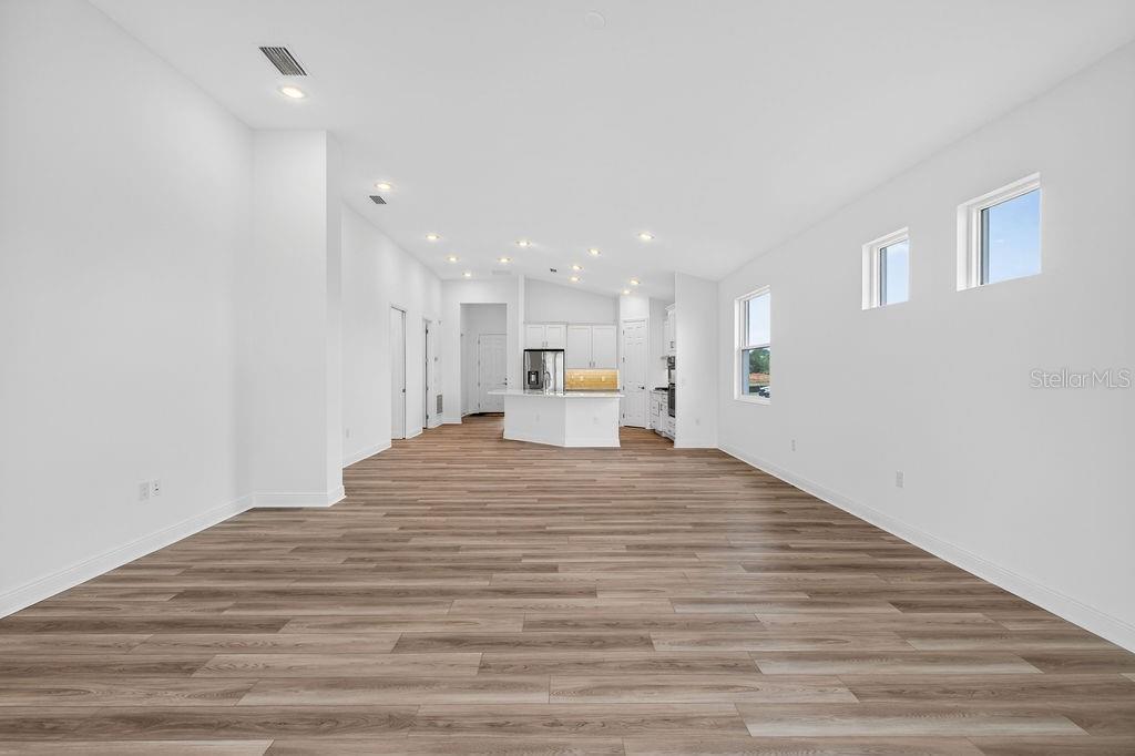 Image 13 of 51 For 3951 Kennebunk Loop