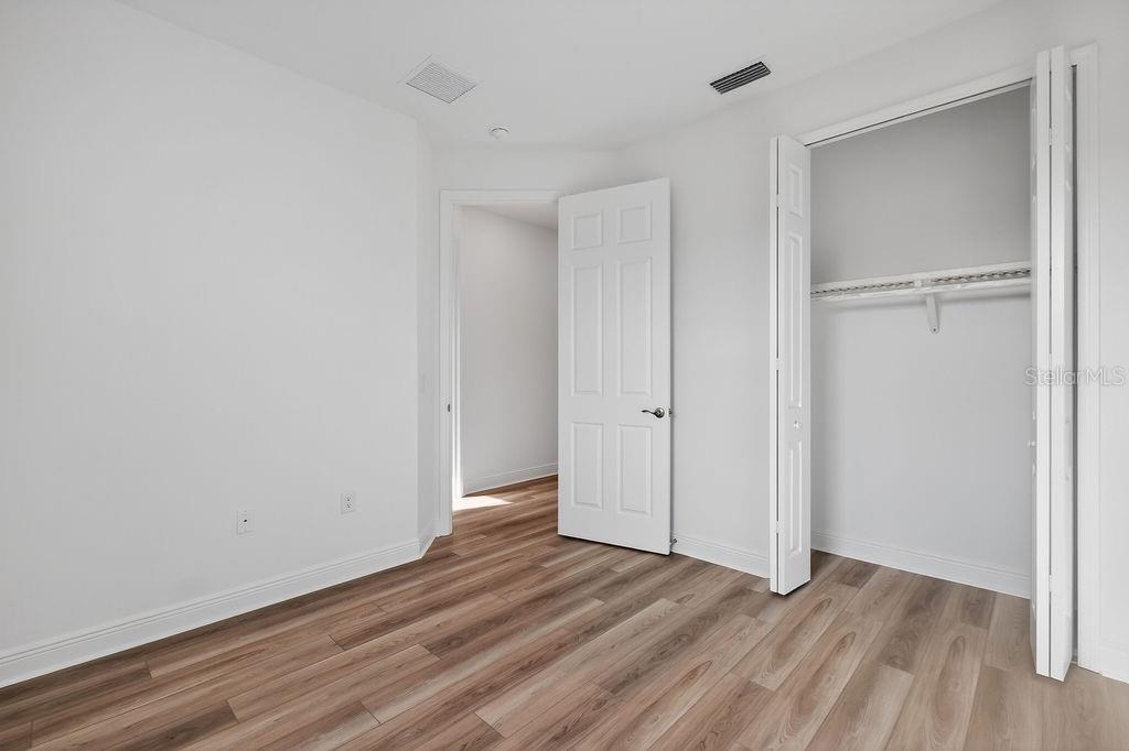 Image 26 of 51 For 3951 Kennebunk Loop