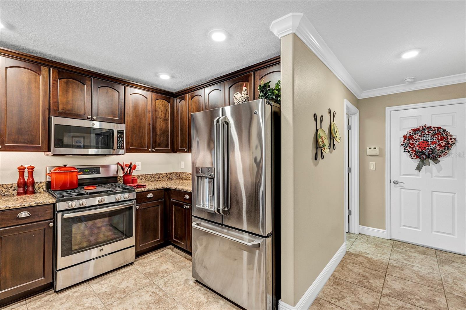 Image 12 of 52 For 26535 Manassas Drive