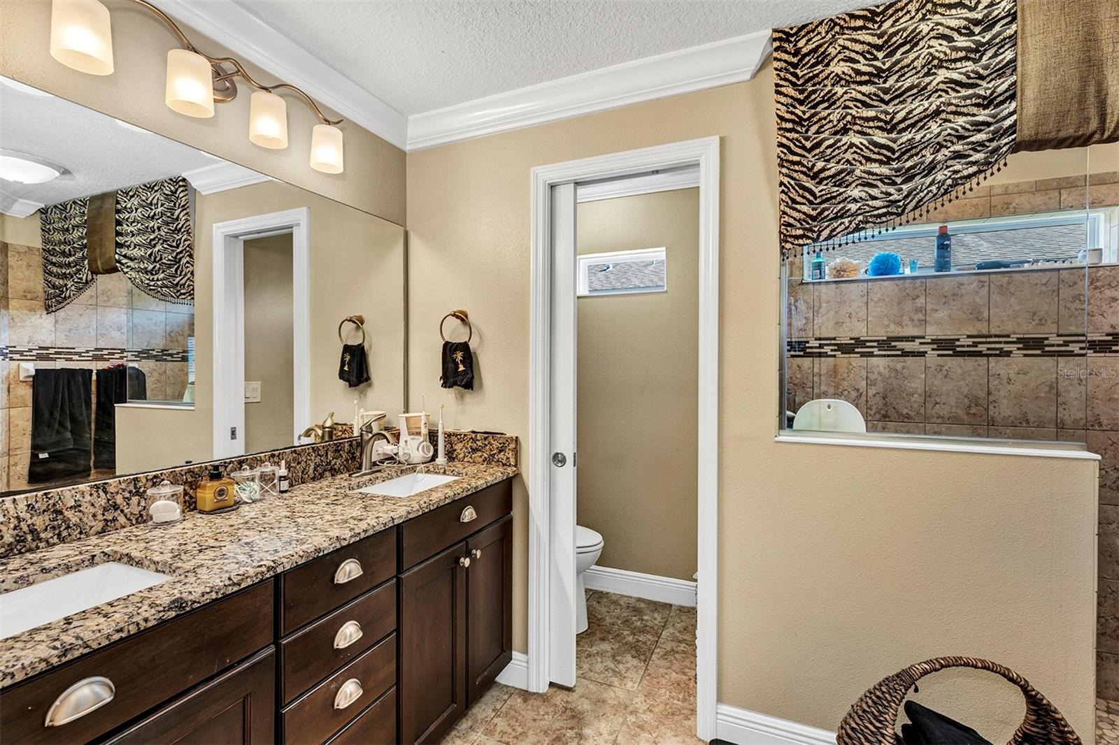 Image 15 of 52 For 26535 Manassas Drive