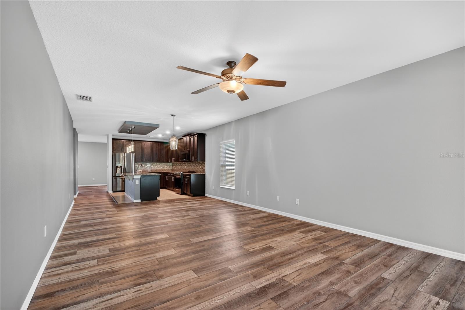 Image 16 of 33 For 3525 Davenport Creek Court