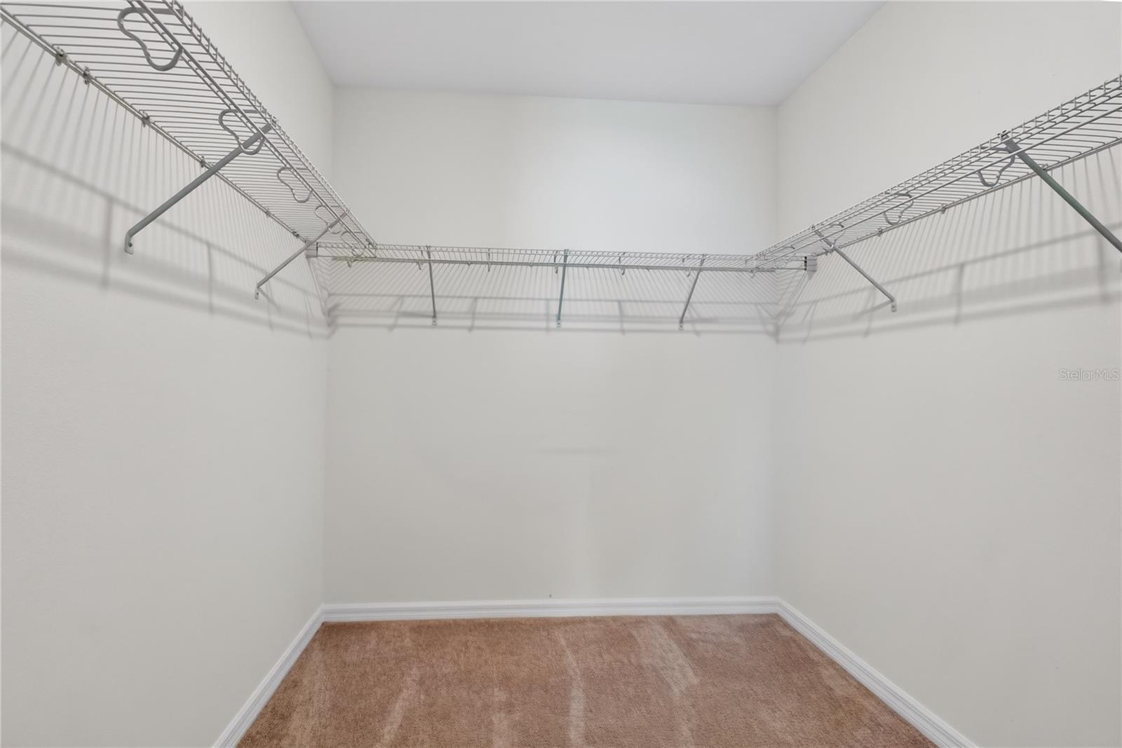 Image 21 of 33 For 3525 Davenport Creek Court