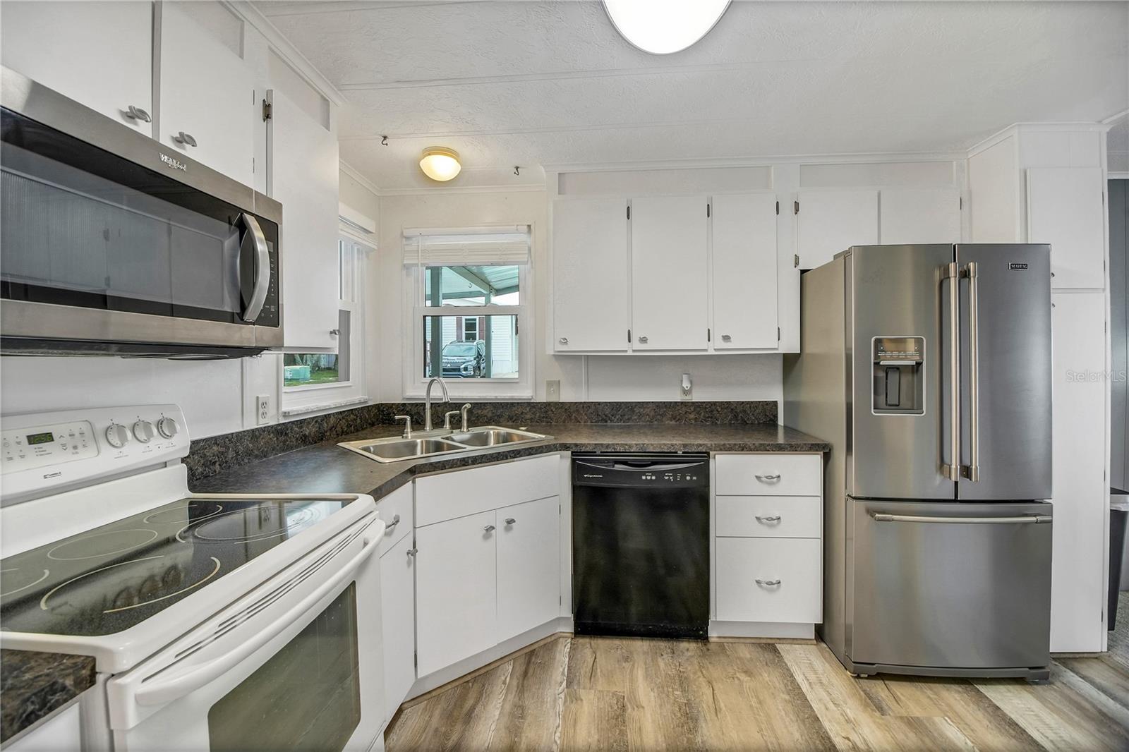 Image 12 of 36 For 11 Orangewood Drive