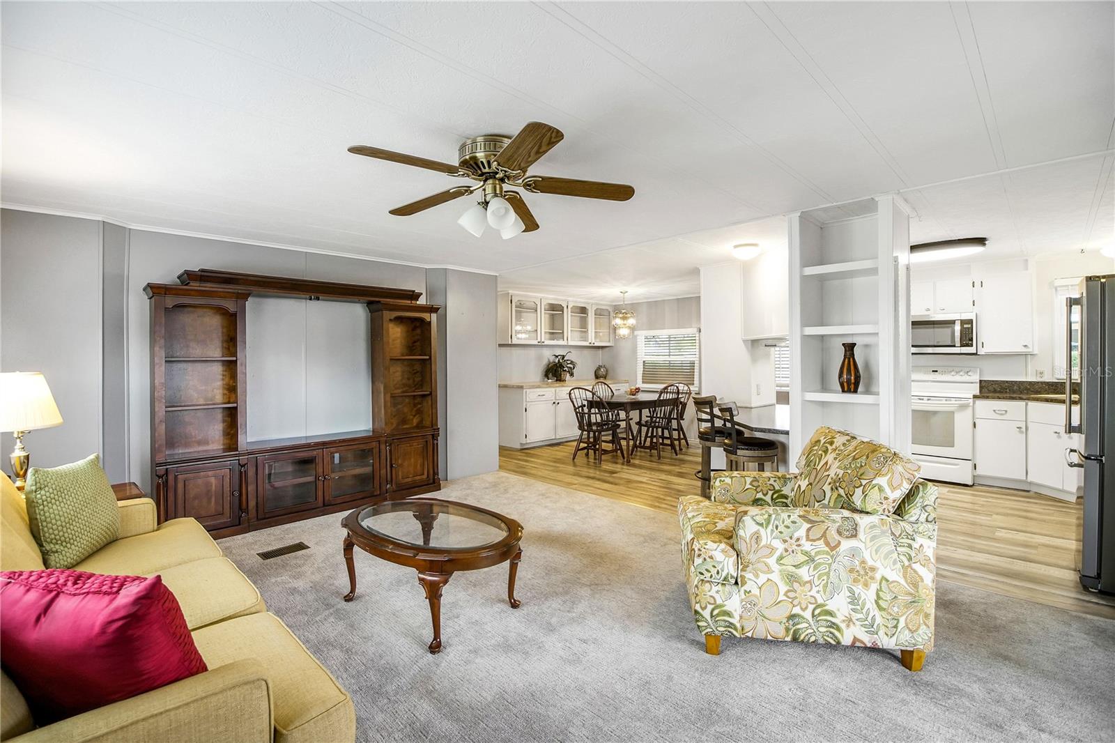 Image 14 of 36 For 11 Orangewood Drive