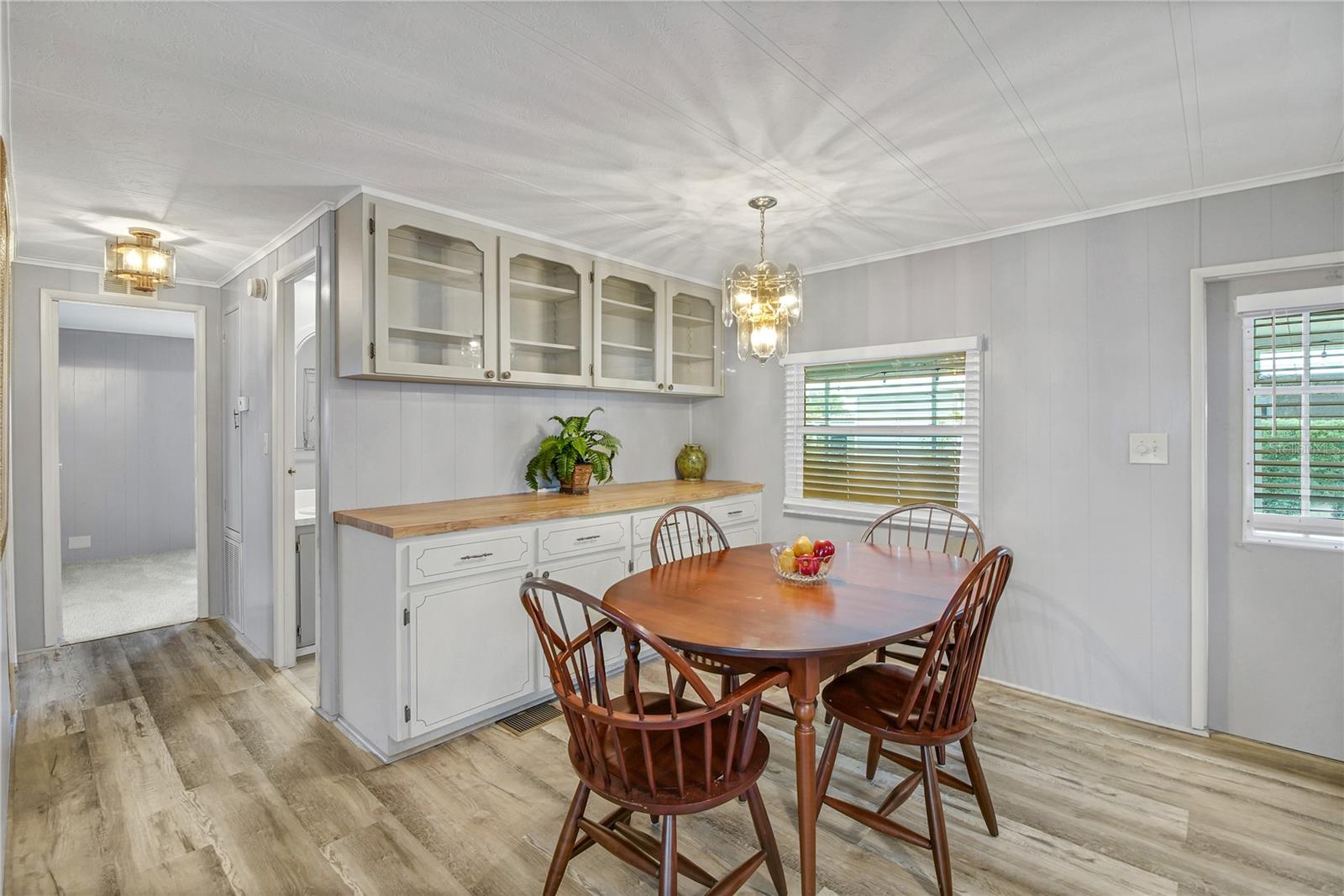 Image 15 of 36 For 11 Orangewood Drive