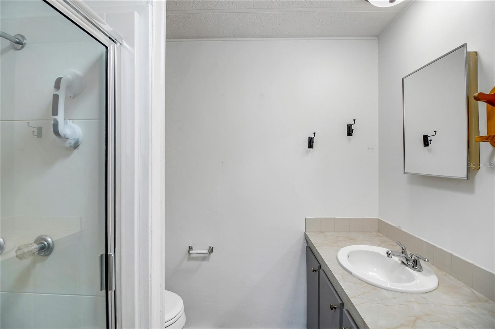 Image 20 of 36 For 11 Orangewood Drive