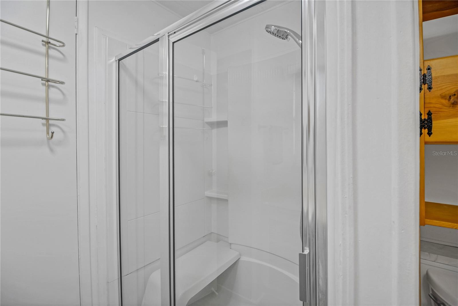 Image 21 of 36 For 11 Orangewood Drive