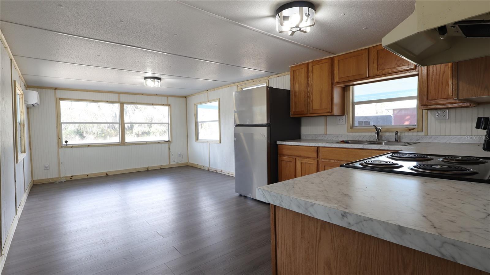 Image 9 of 20 For 1389 7th Lane