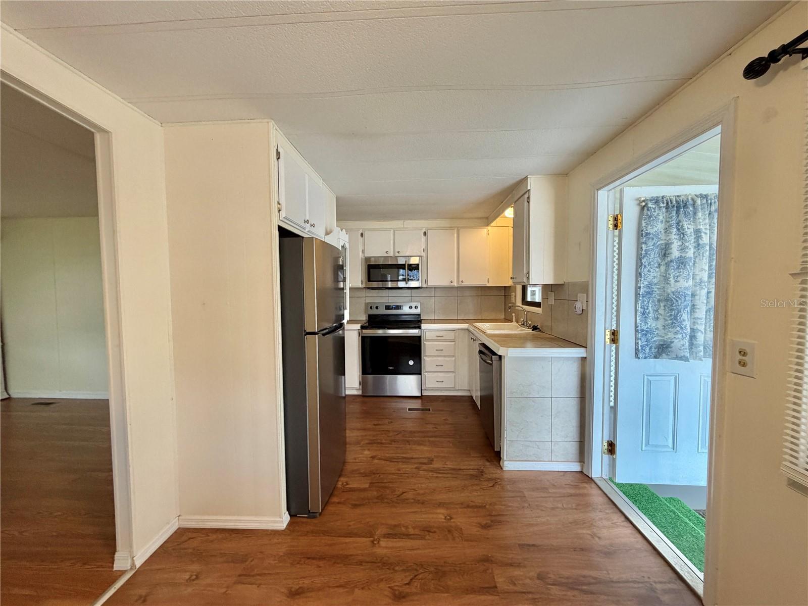 Image 19 of 52 For 121 Dogwood Trail