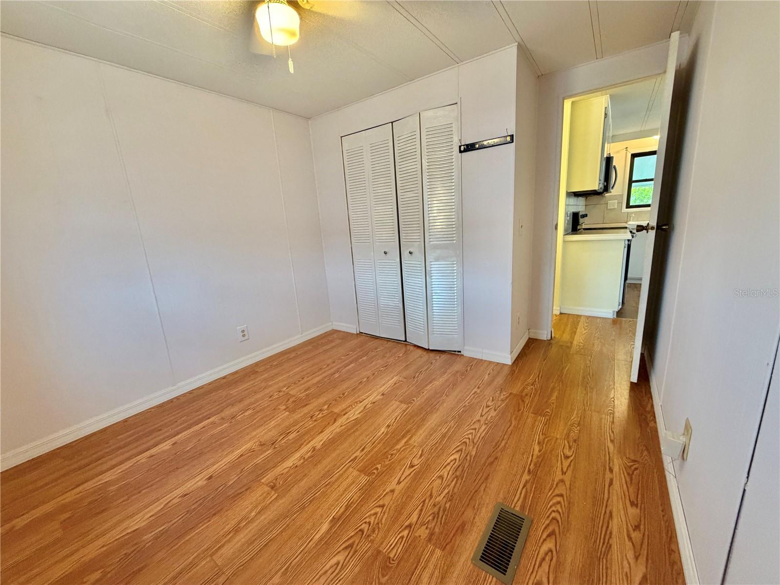 Image 28 of 52 For 121 Dogwood Trail