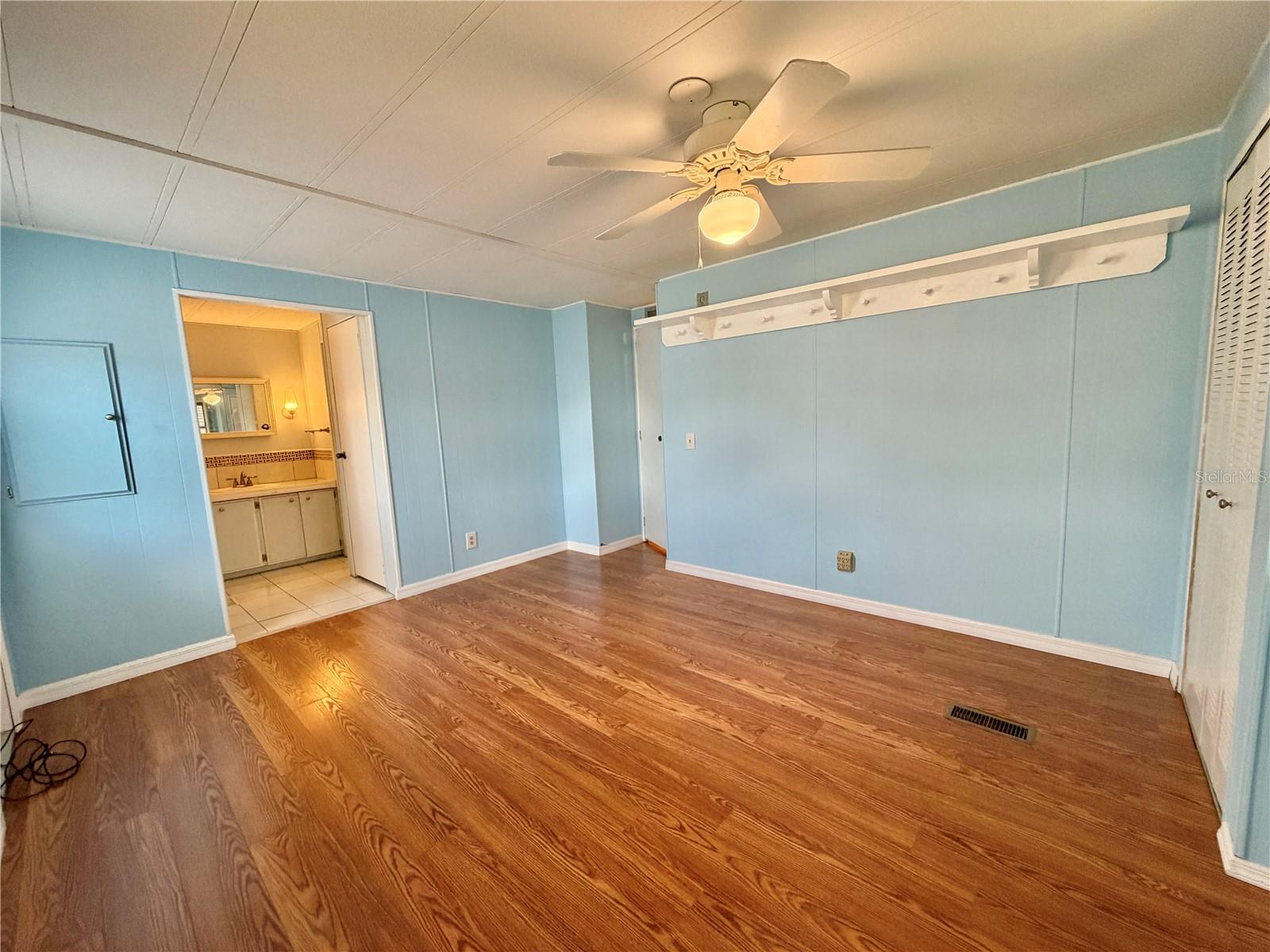 Image 38 of 52 For 121 Dogwood Trail