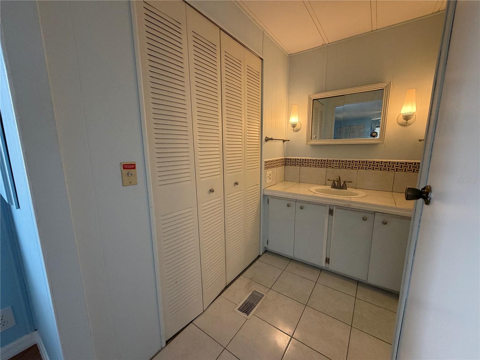 Image 40 of 52 For 121 Dogwood Trail