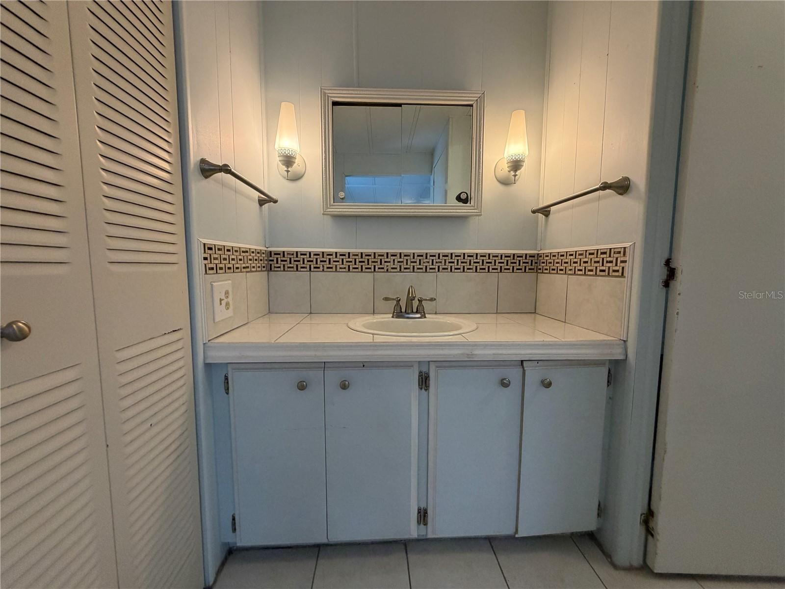 Image 41 of 52 For 121 Dogwood Trail