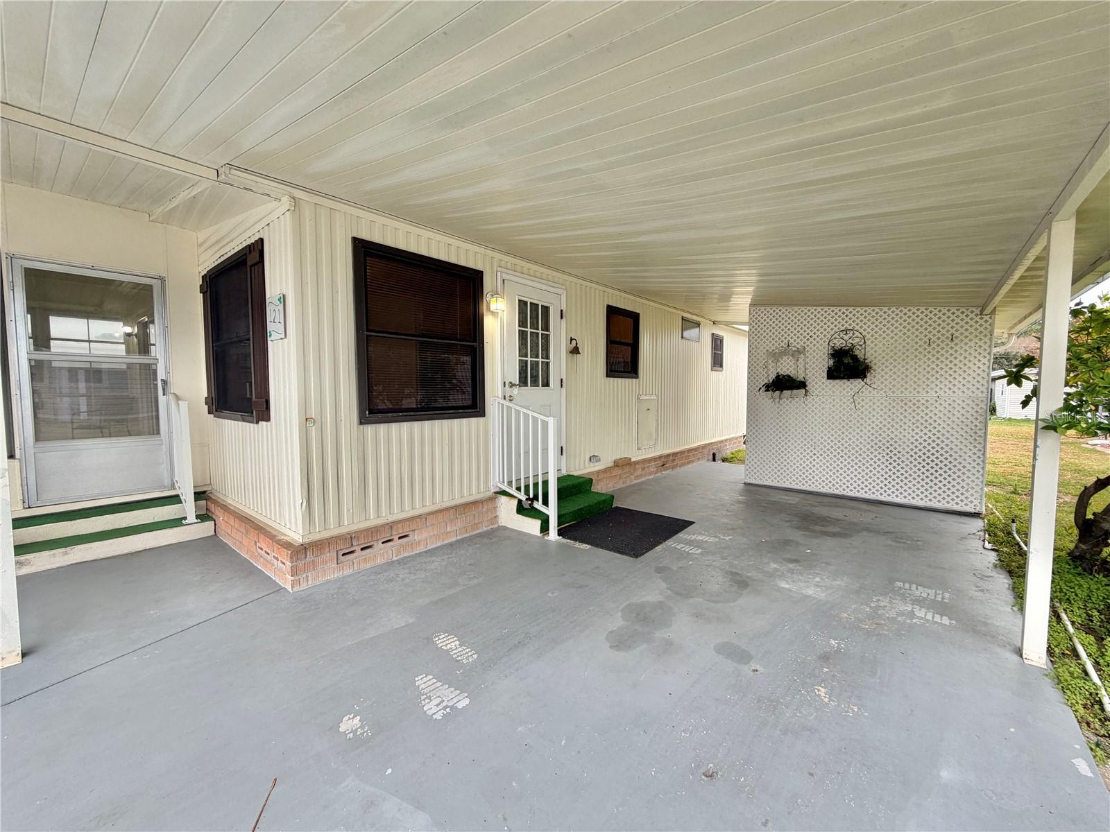 Image 49 of 52 For 121 Dogwood Trail