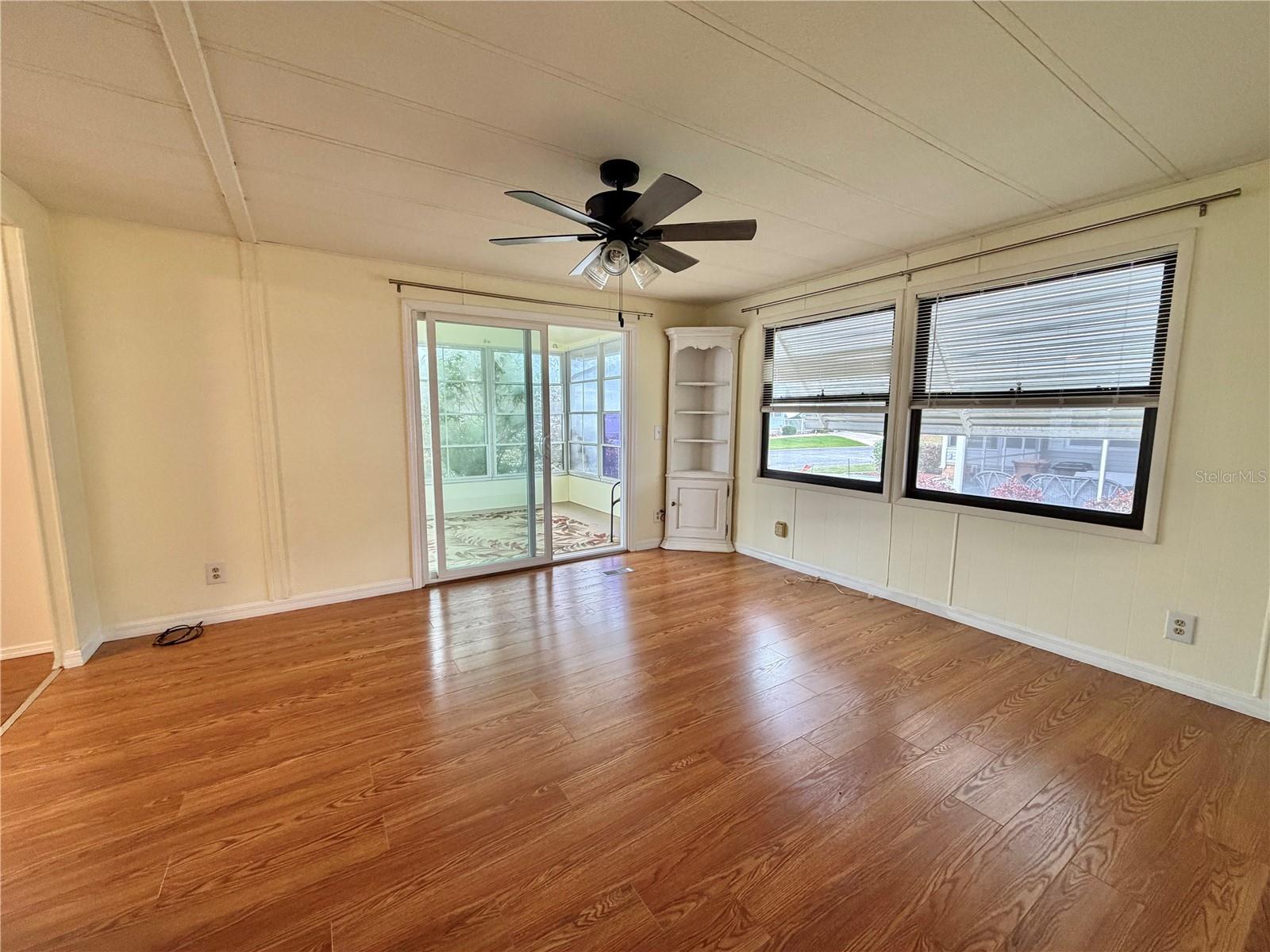 Image 9 of 52 For 121 Dogwood Trail