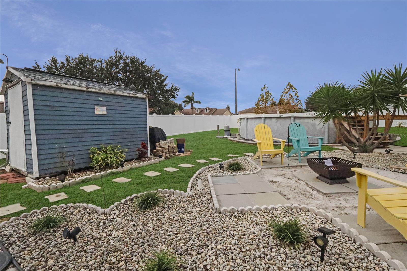 Image 42 of 43 For 640 Woodview Drive