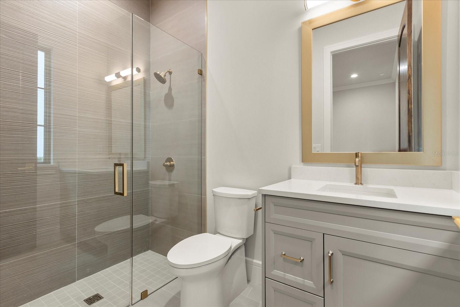 Image 32 of 47 For 16001 Volterra Point