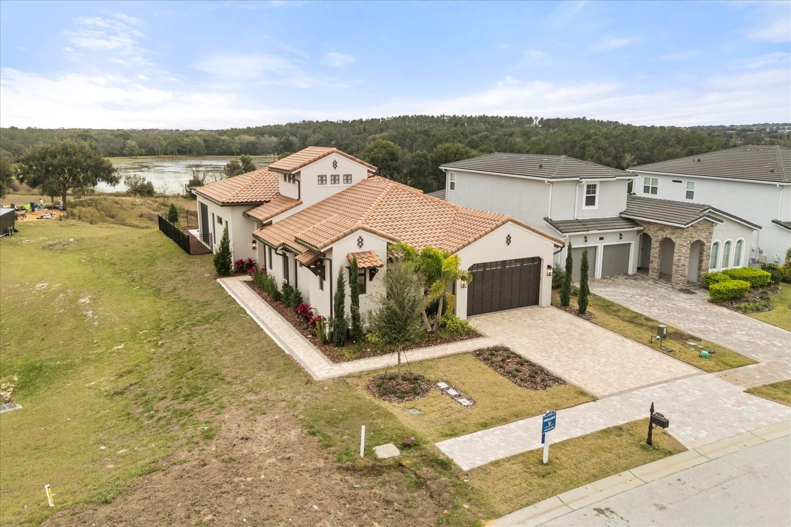 Image 43 of 47 For 16001 Volterra Point