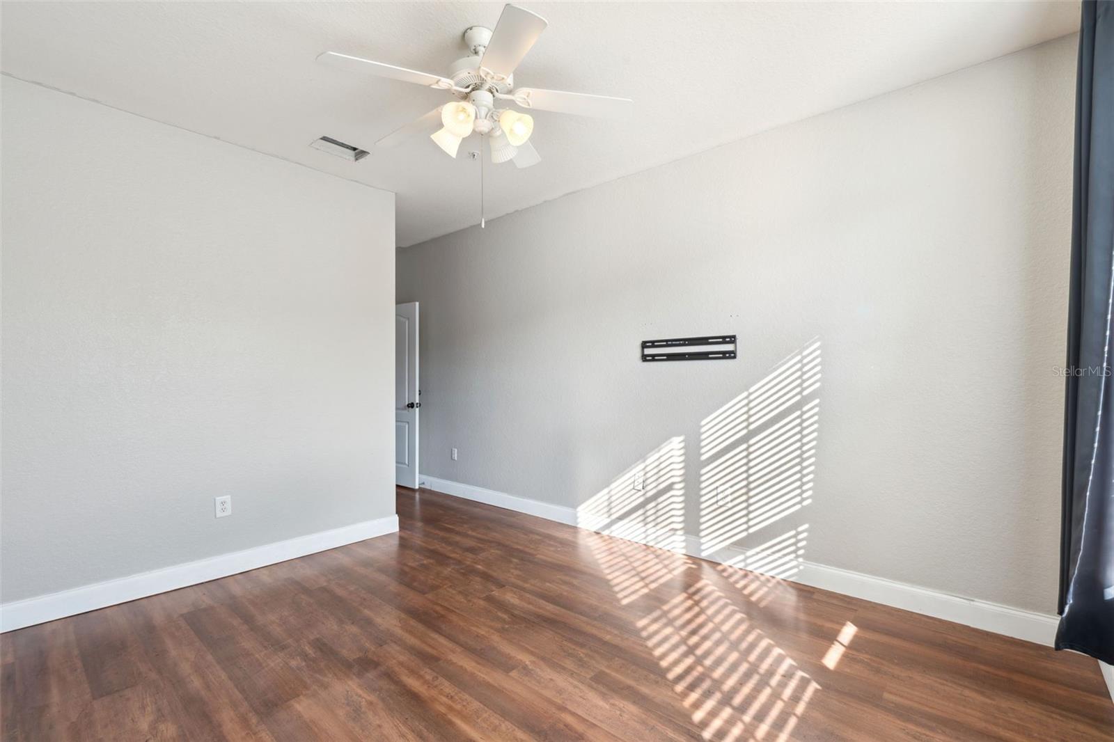 Image 12 of 29 For 3325 Kirkman Road 422