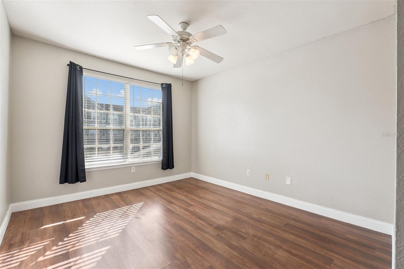 Image 14 of 29 For 3325 Kirkman Road 422