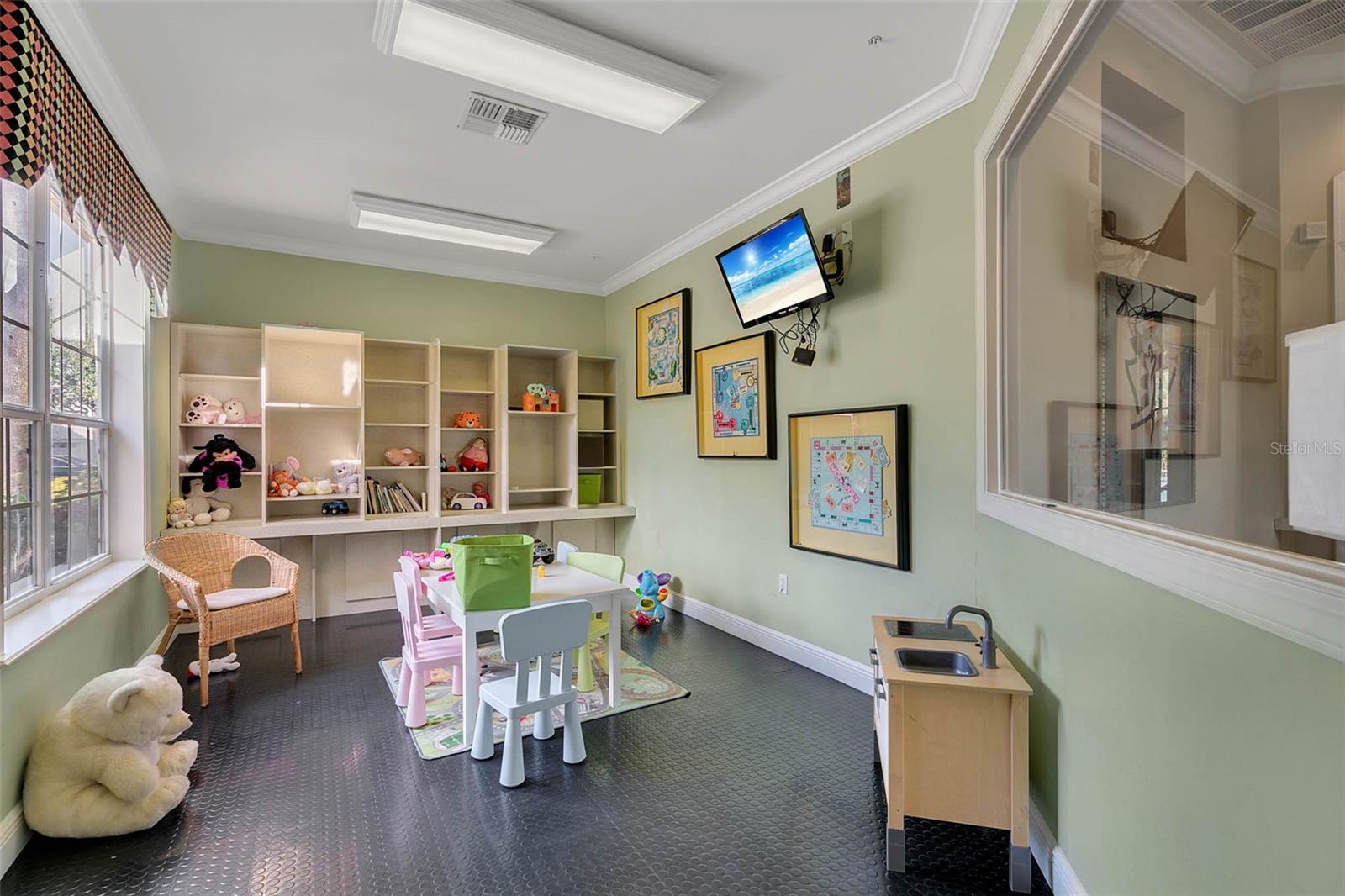 Image 22 of 29 For 3325 Kirkman Road 422