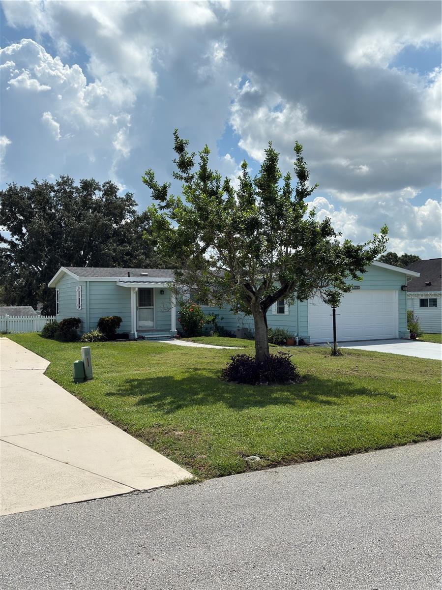 Image 2 of 100 For 25100 Pine Hill