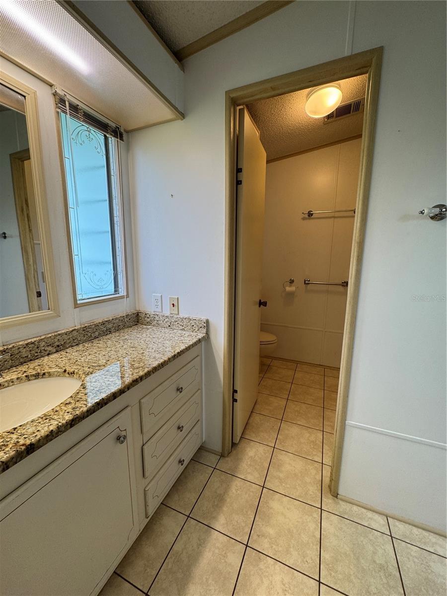 Image 22 of 100 For 25100 Pine Hill