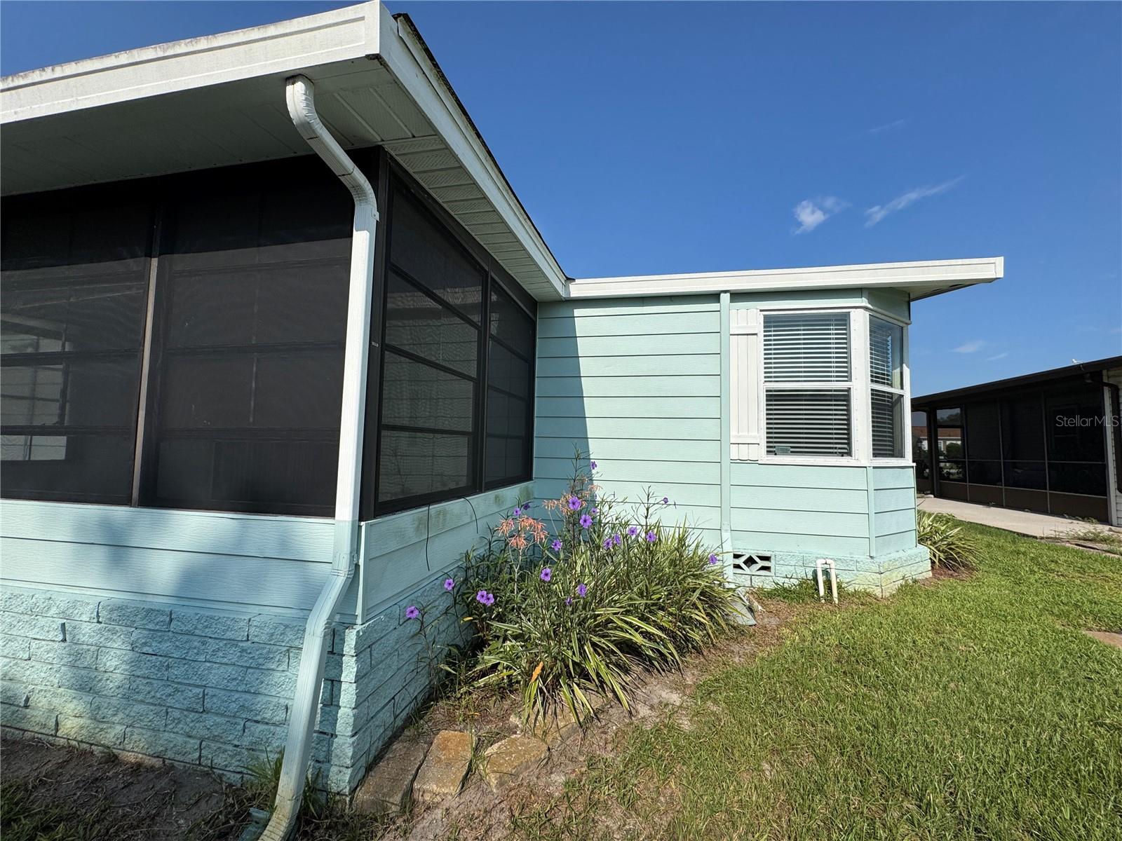 Image 66 of 100 For 25100 Pine Hill