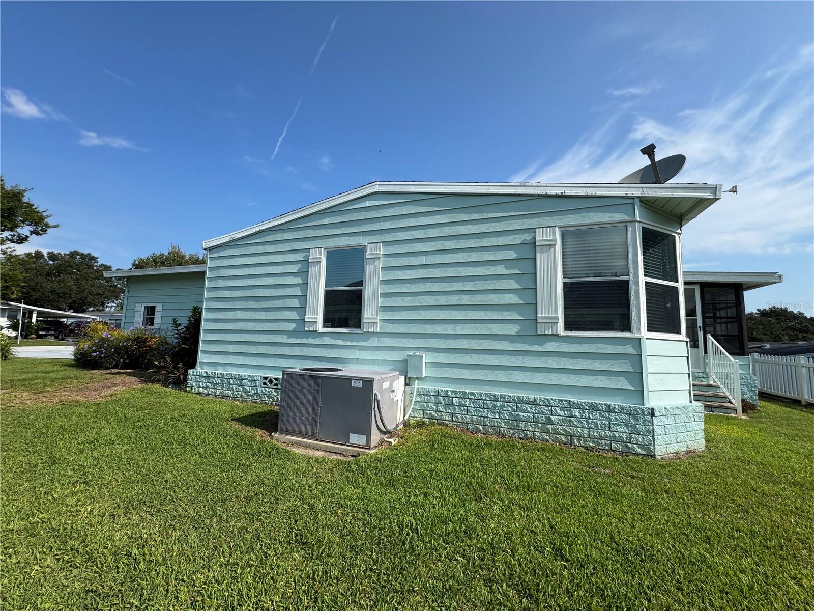 Image 68 of 100 For 25100 Pine Hill