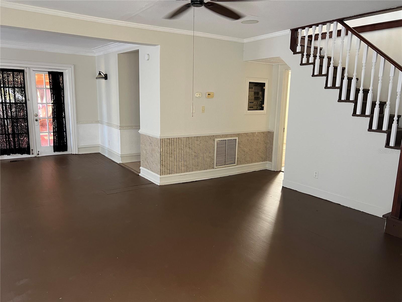 Image 3 of 13 For 211 Prescott Street