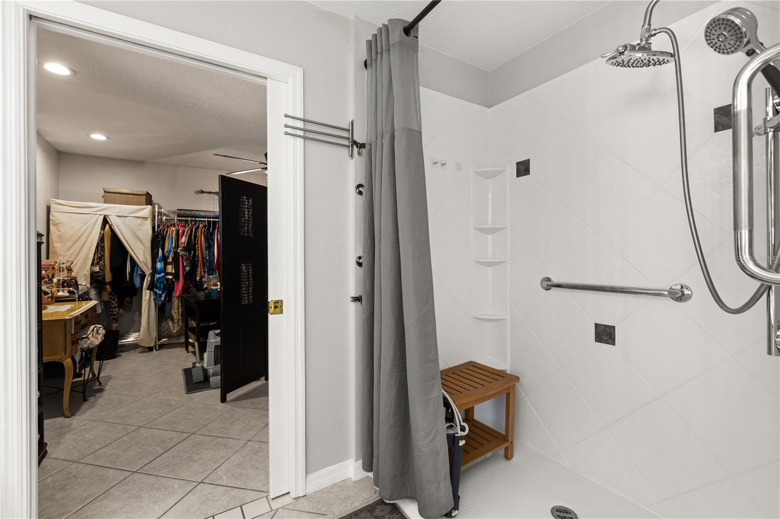 Image 11 of 38 For 38436 Langlois Place