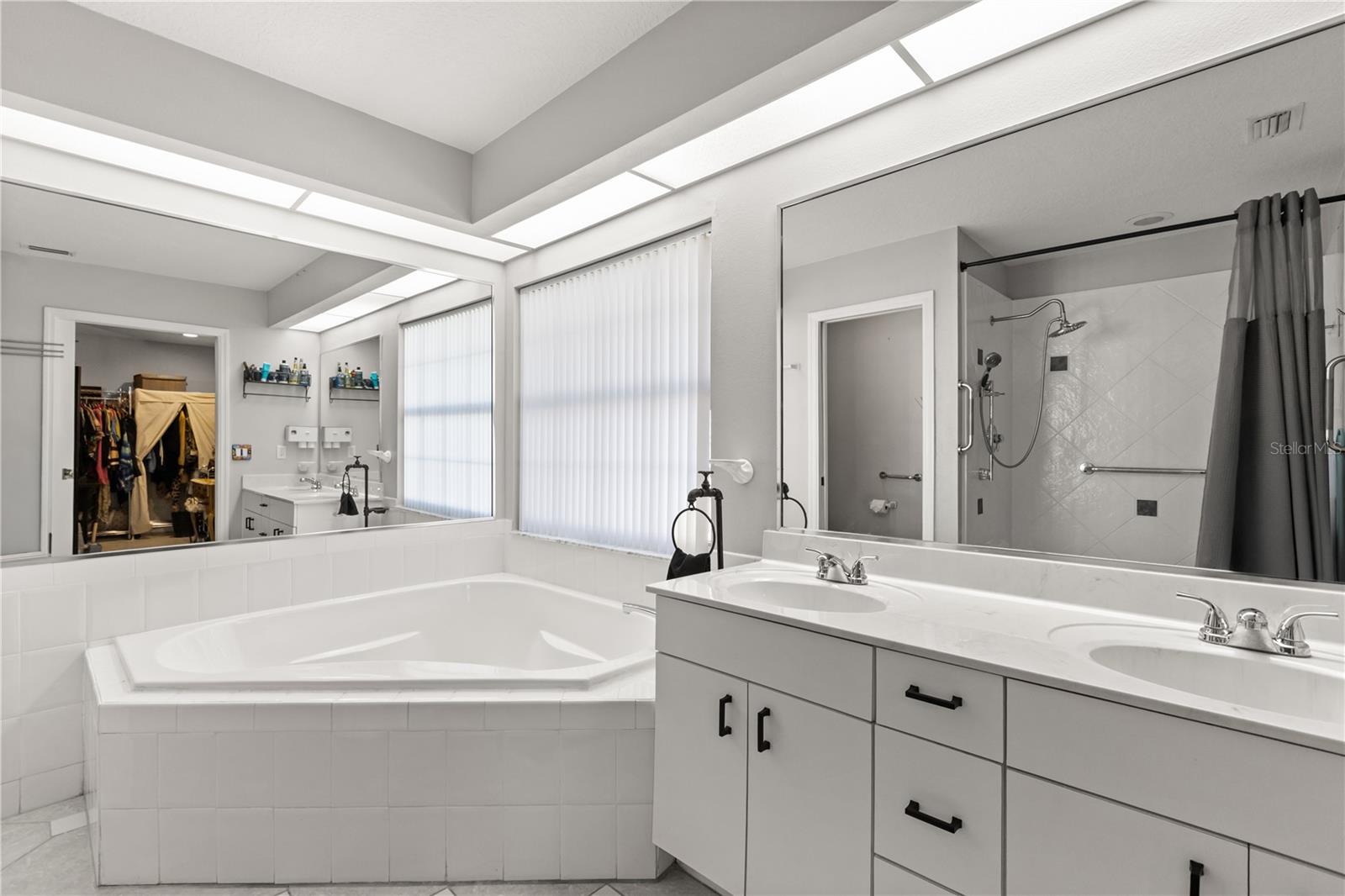 Image 12 of 38 For 38436 Langlois Place