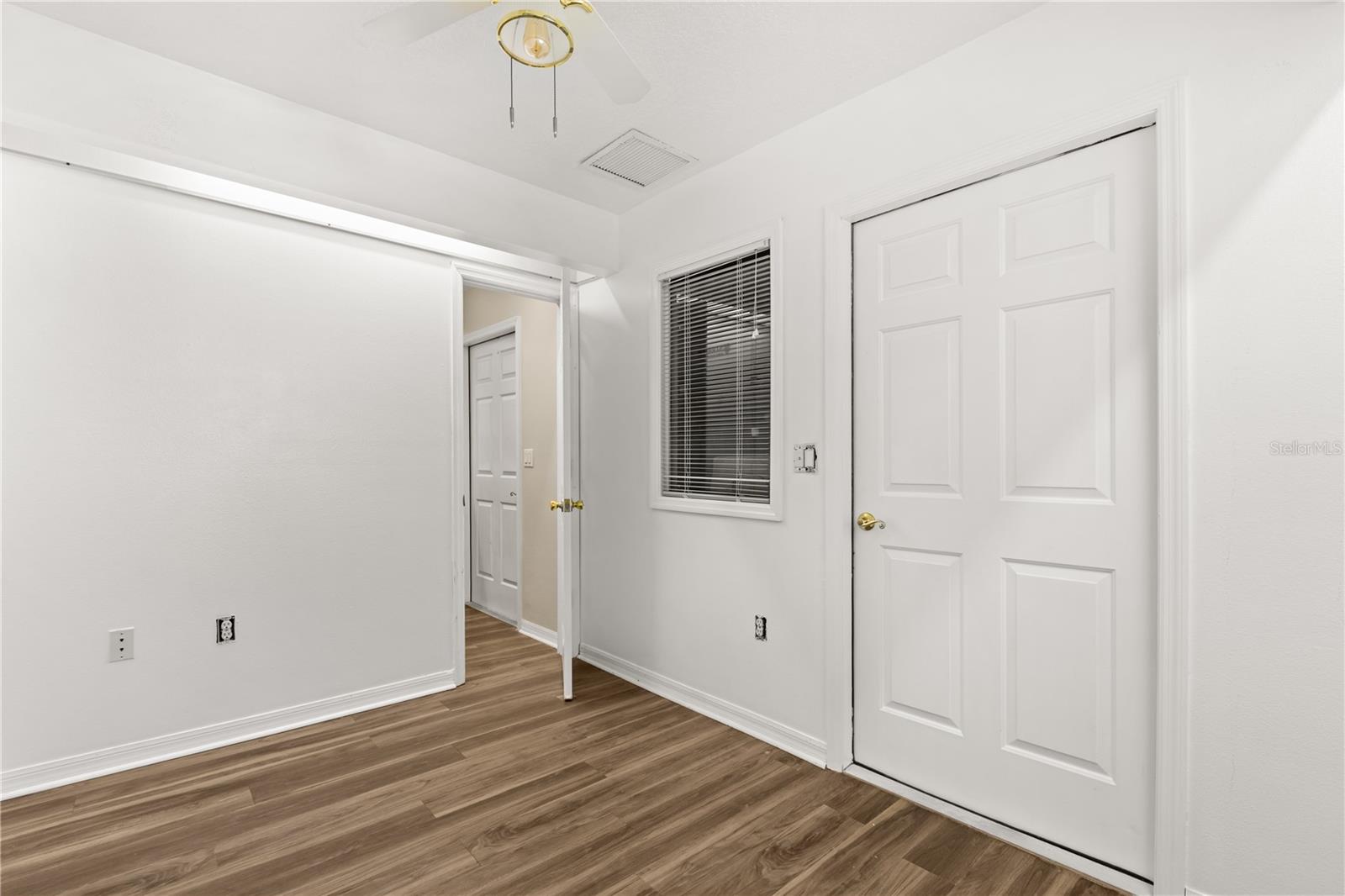 Image 22 of 38 For 38436 Langlois Place