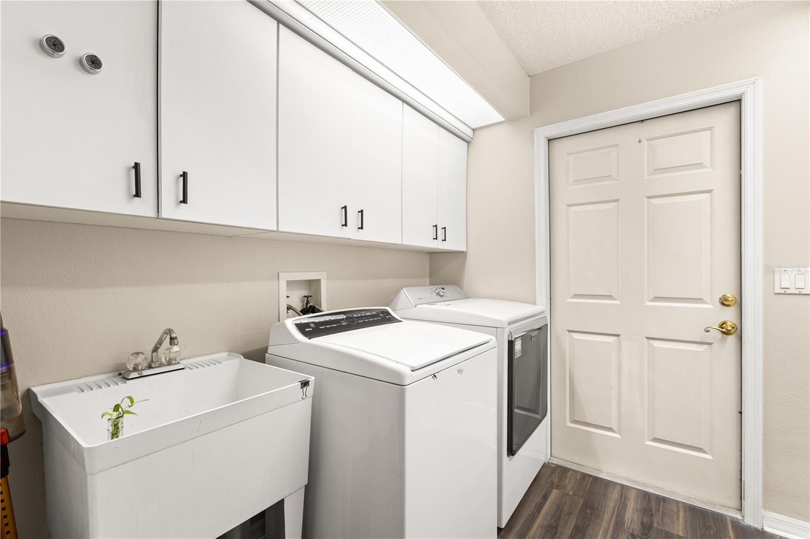 Image 24 of 38 For 38436 Langlois Place