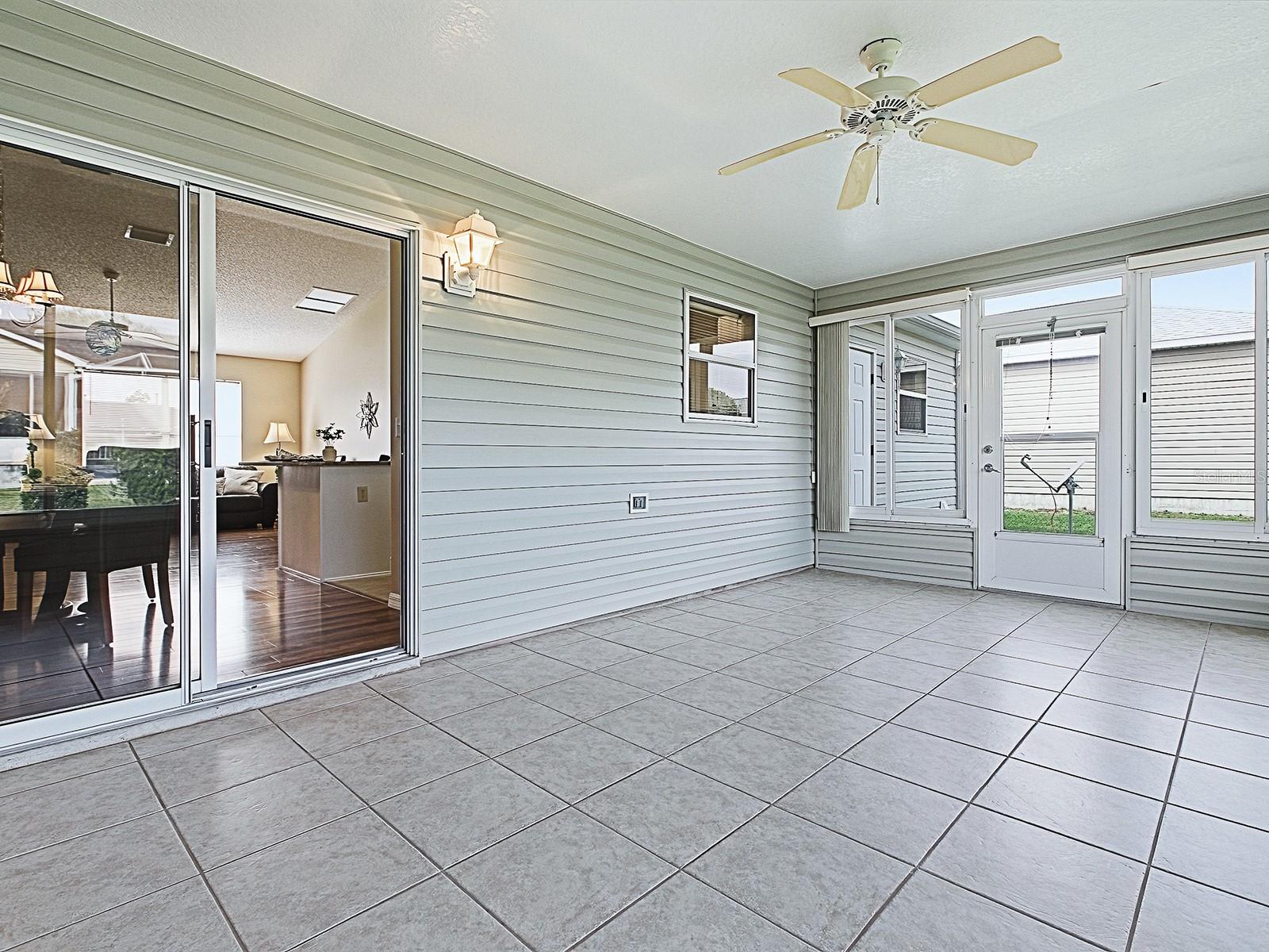 Image 24 of 33 For 9613 171st Argyll Street