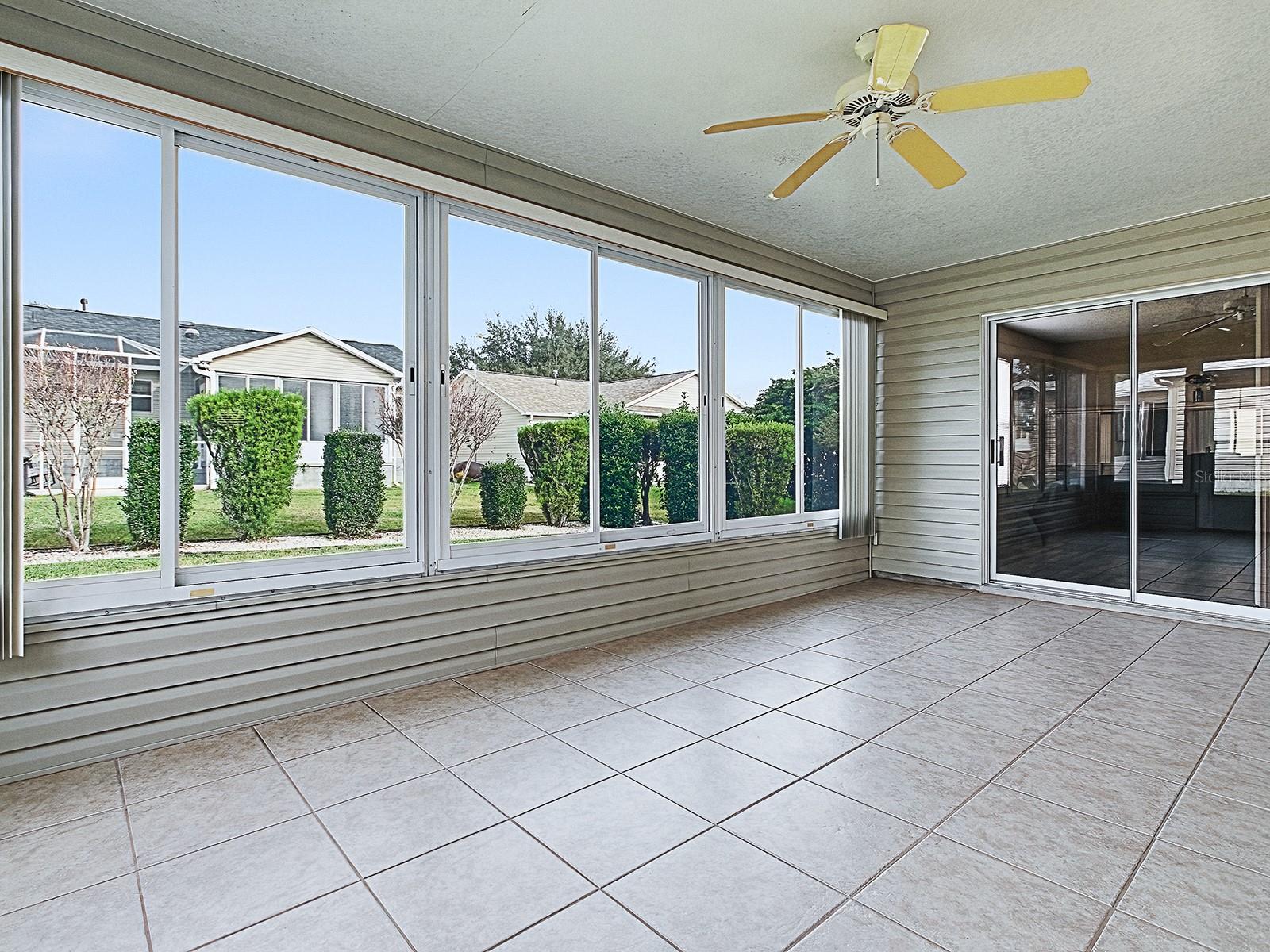 Image 25 of 33 For 9613 171st Argyll Street