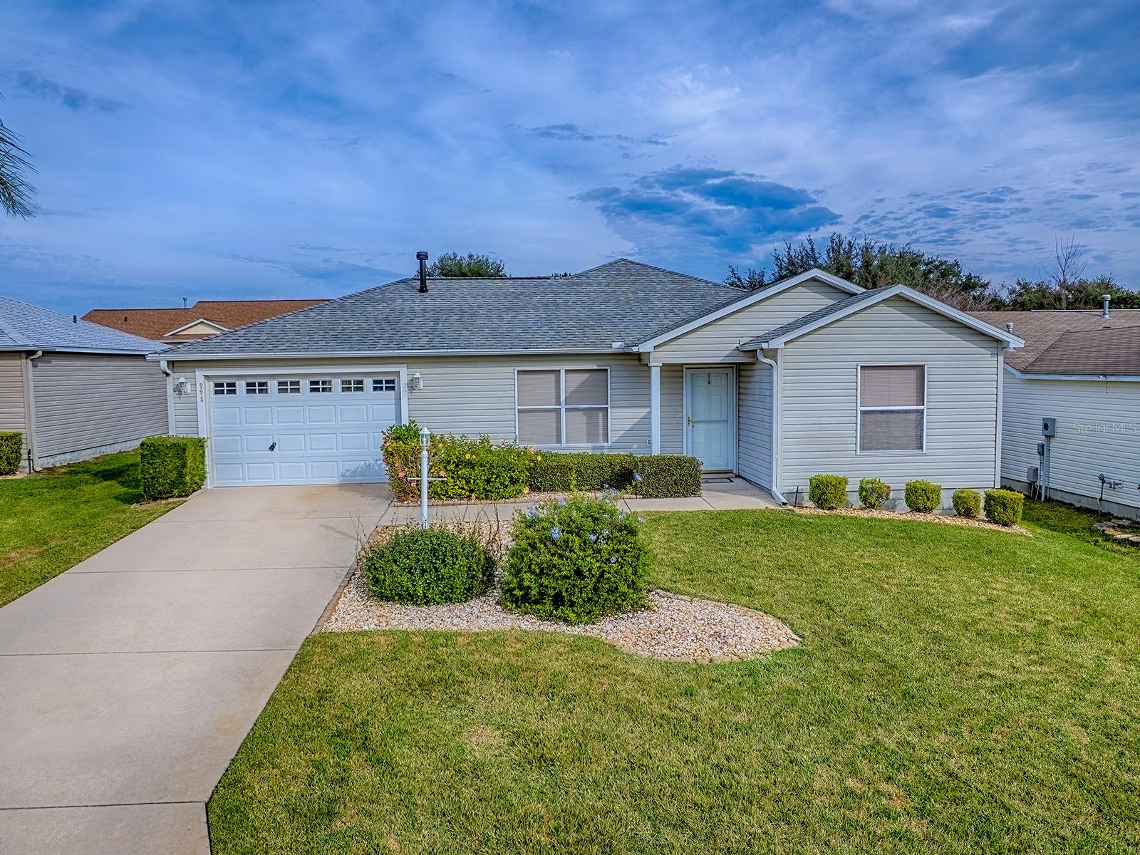 Image 26 of 33 For 9613 171st Argyll Street