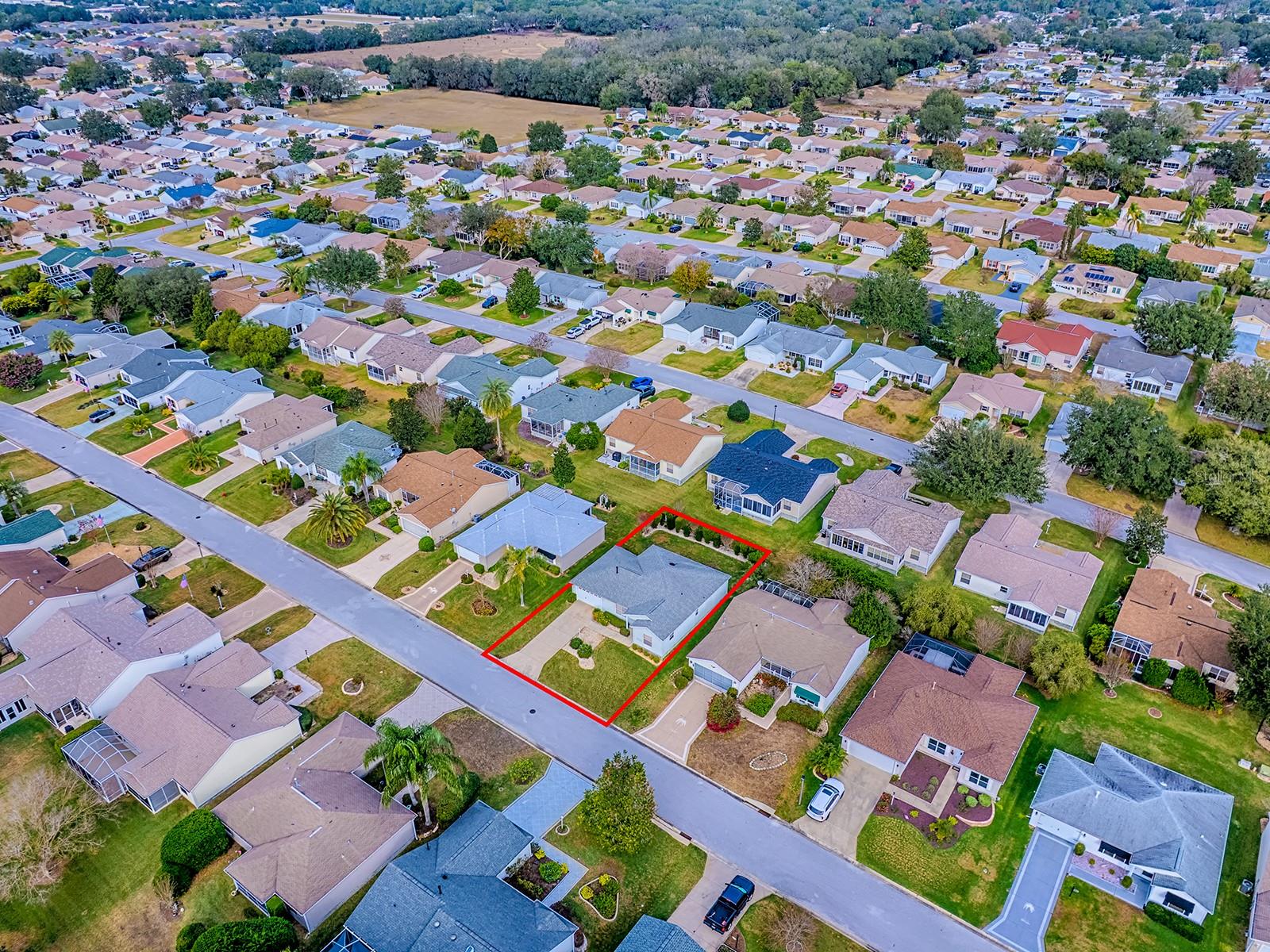 Image 30 of 33 For 9613 171st Argyll Street