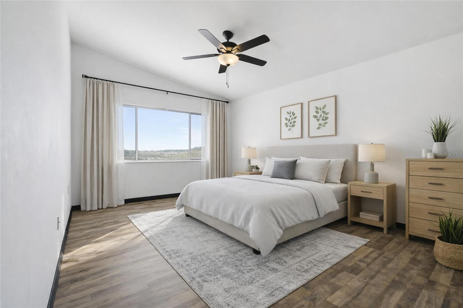 Image 12 of 35 For 1064 Lotus Parkway 944