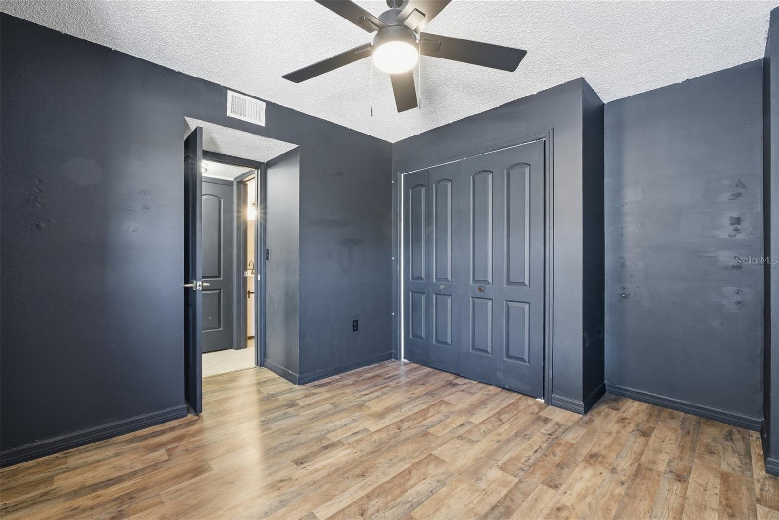 Image 21 of 35 For 1064 Lotus Parkway 944