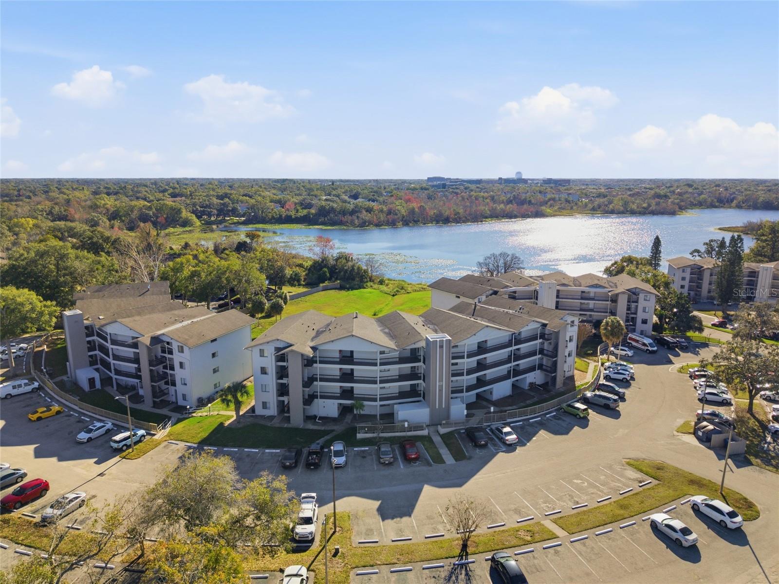 Image 30 of 35 For 1064 Lotus Parkway 944