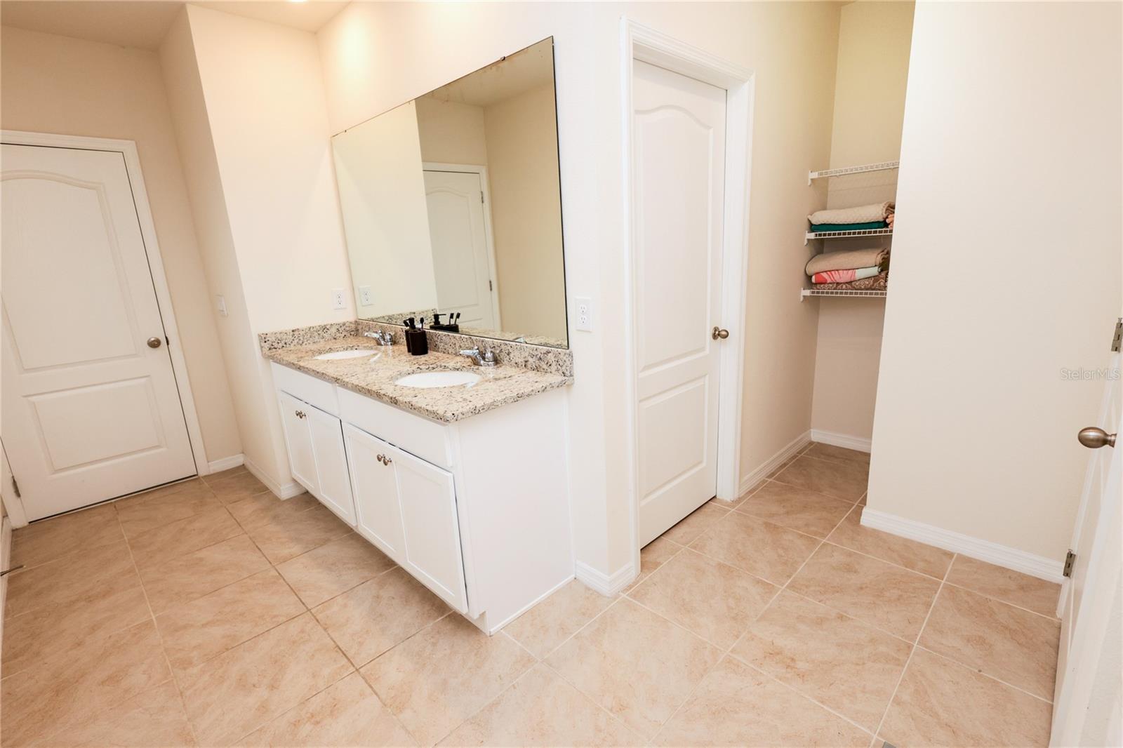 Image 29 of 50 For 3250 Blue Crab Drive