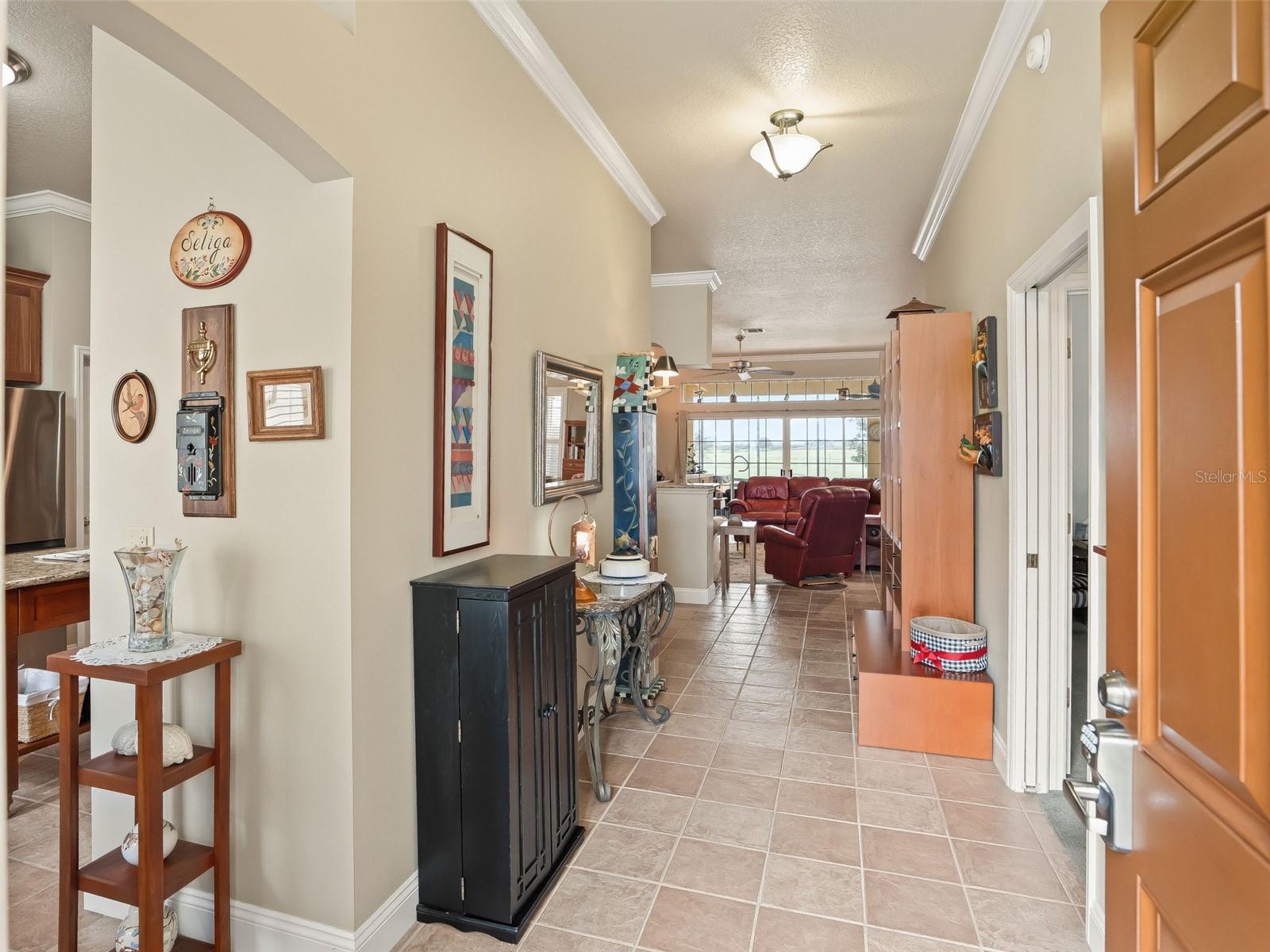 Image 8 of 31 For 1833 Madero Drive