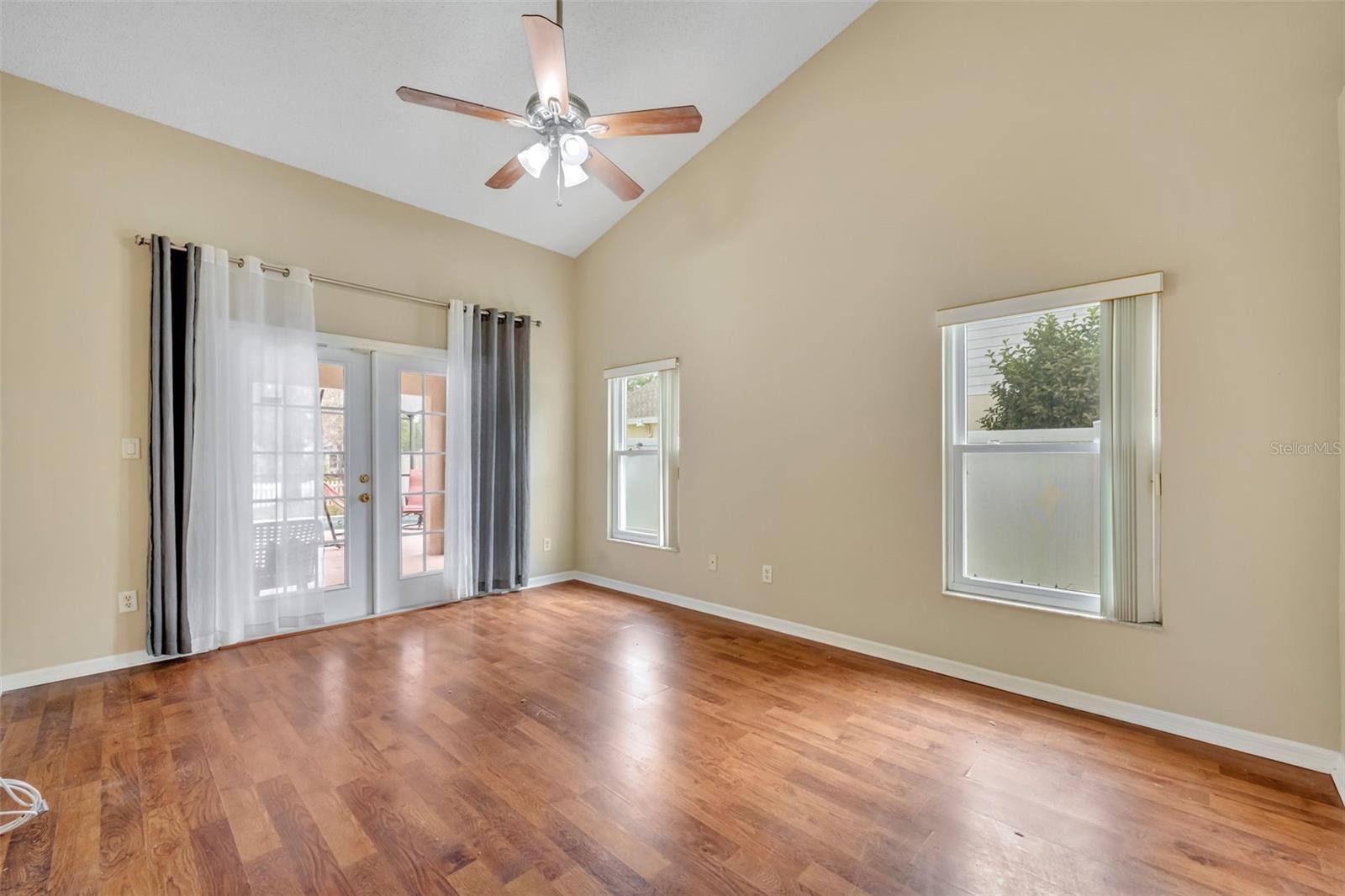 Image 22 of 40 For 16216 Magnolia Hill Street