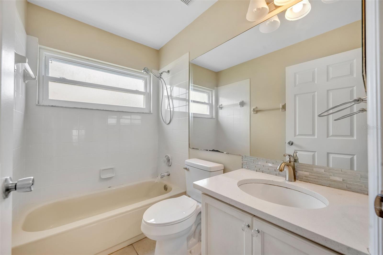 Image 30 of 40 For 16216 Magnolia Hill Street