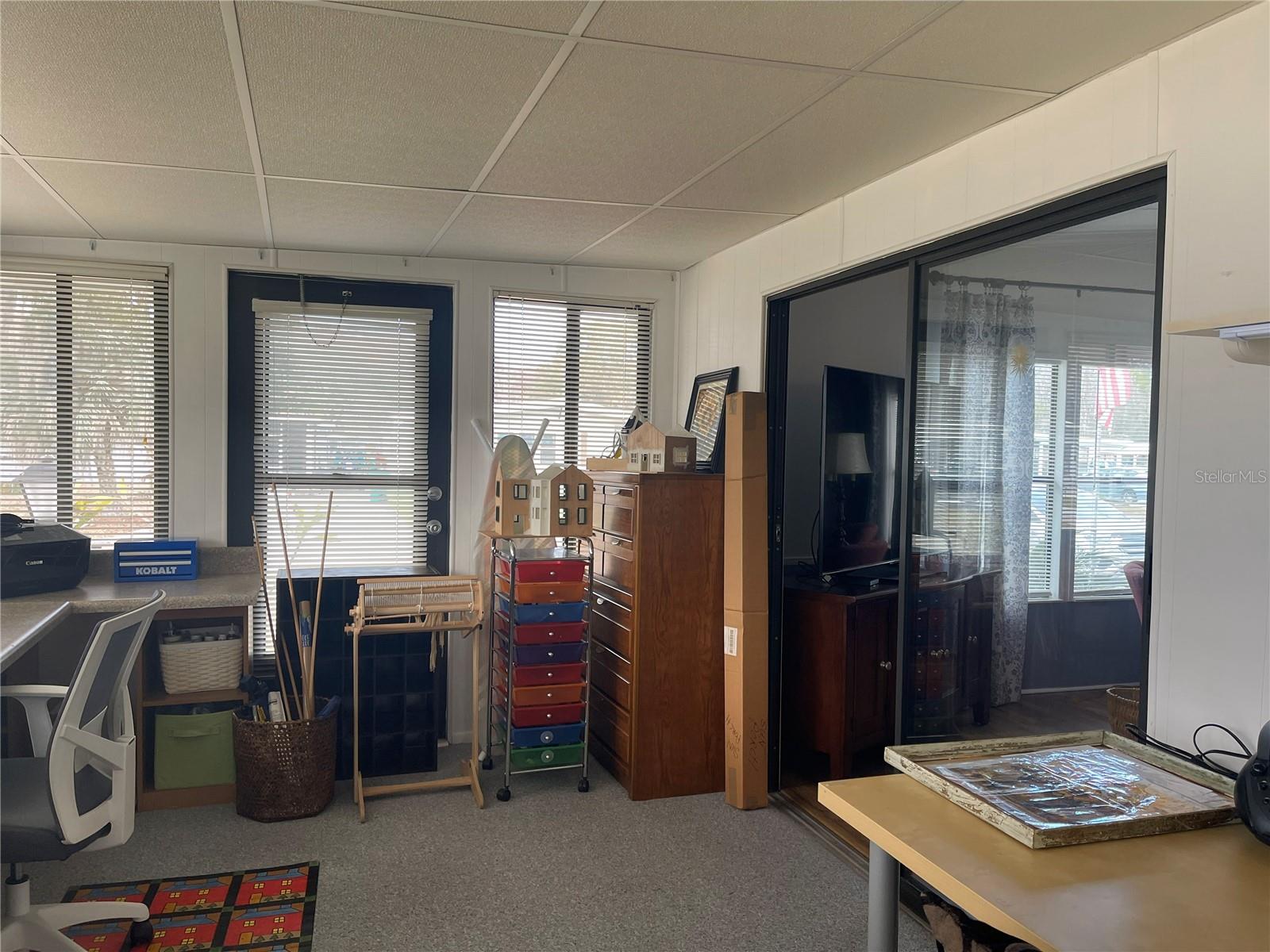 Image 11 of 32 For 116 Winterberry Ave.