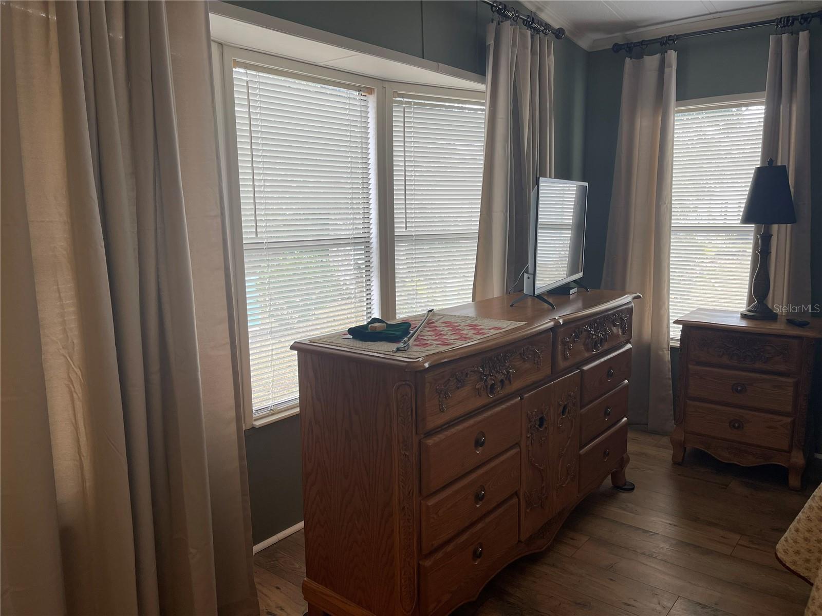 Image 22 of 32 For 116 Winterberry Ave.