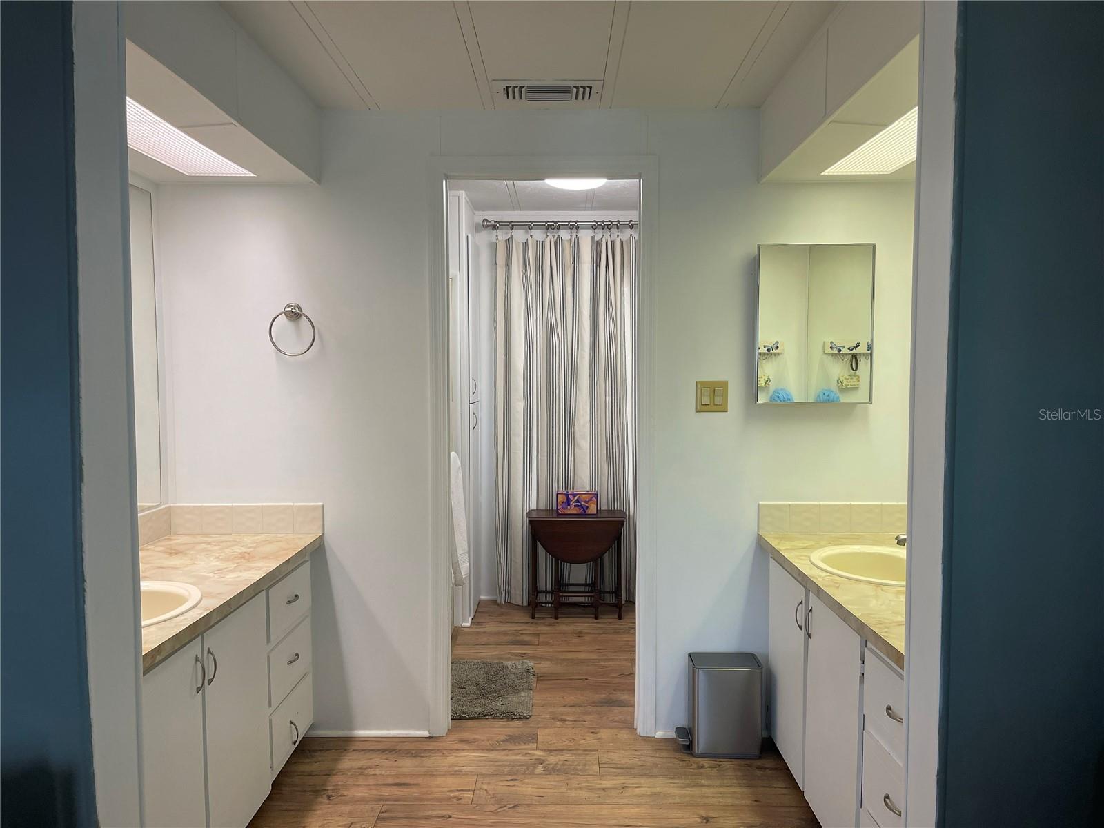 Image 25 of 32 For 116 Winterberry Ave.